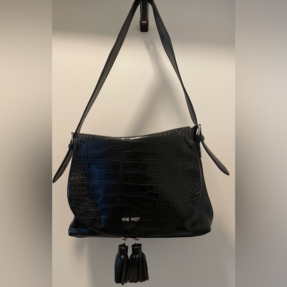 Nine West Black Leather Shoulder Bag. Tassel accents.